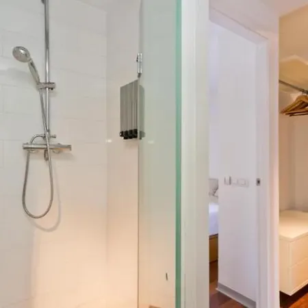 Travessera De Gracia Apartment *